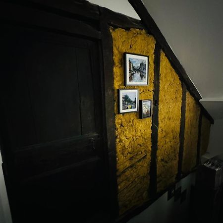 Appartement* Authentique Meuble Sarlat Coeur Ville Luaran gambar